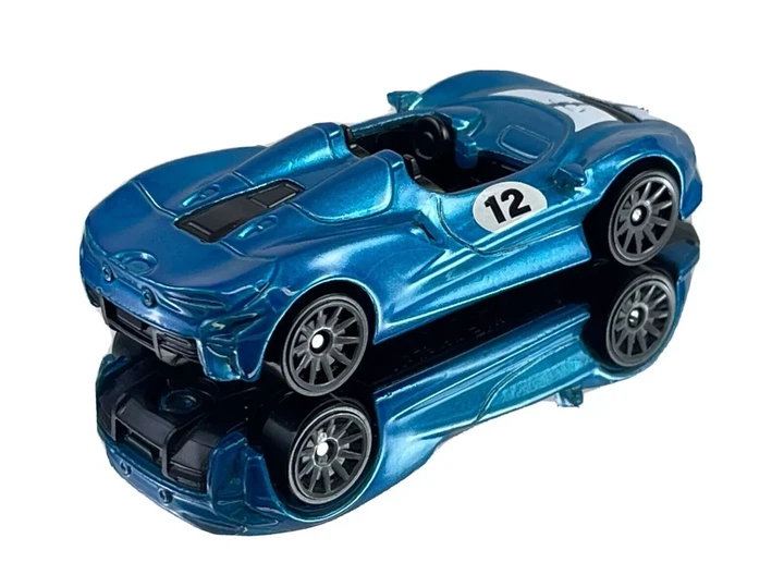 Машинка Хот Вілс 1:64 McLaren Elva колекція HW Exotics Hot Wheels Mattel HCX54 - зображення 3