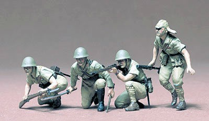 Figurki do sklejania Tamiya Japanese Army Infantry 1:35 (4950344995493) - obraz 2