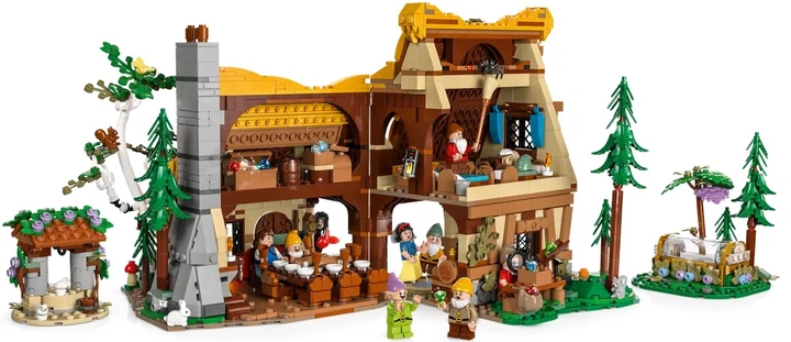 Конструктор LEGO Disney: Хатинка Білосніжки і семи гномів 2228 елементів (43242) - зображення 4