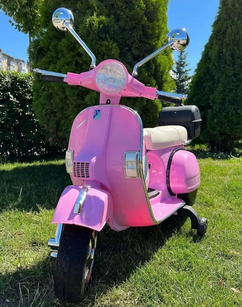 ばぁばです Дитячий електромотоцикл ретро скутер Bambi M 4939EL-8 VESPA PX 150