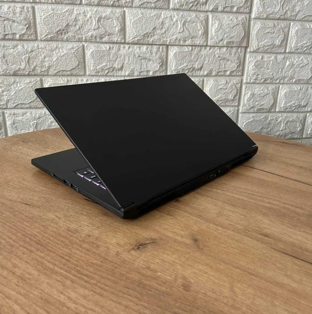 Ноутбук Intel KC57 15,6