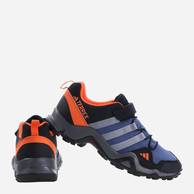 Підліткові трекінгові кросівки для хлопчика Adidas Terrex AX2R CF K IF5703 37.5 Чорні з синім (4066761661535) - зображення 3