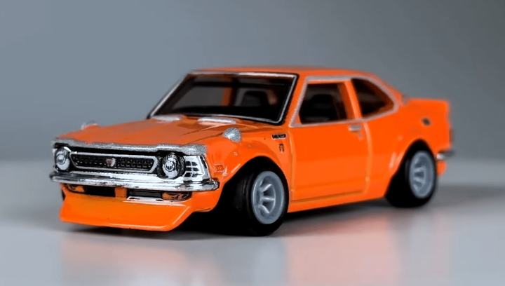 Машинка Premium Hot Wheels '72 Toyota Corolla Levin Japan