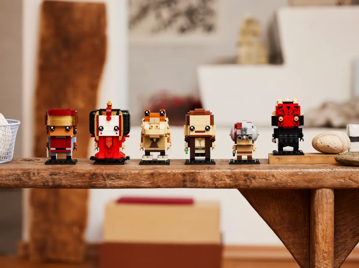 Zestaw klocków LEGO Star Wars BrickHeadz Mroczne widmo 732 elementy (40676) - obraz 6