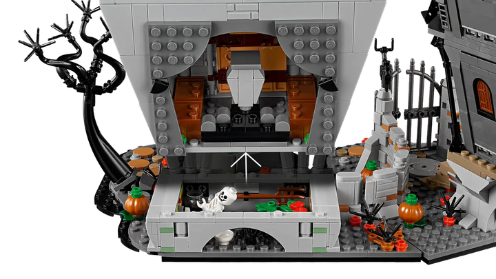 Конструктор LEGO Ideas Disney: Хэллоуинский кошмар Тима Бертона 2193 элементов (21351) - изображение 5