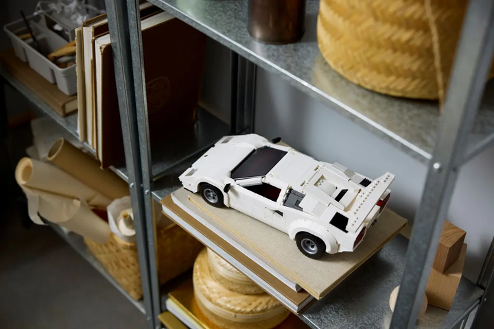 こはるん レペット ホワイト 37.5 Конструктор LEGO Icons Lamborghini Countach 5000 Quattrovalvole