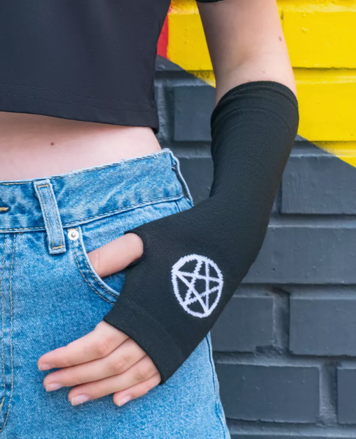 Митенки нарукавники перчатки без пальцев длинные Pentagram Пентаграма в готическом стиле для вечеринок, косплея cosplay аниме черный (AN)21199 - Фото 3 Митенки нарукавники перчатки без пальцев длинные Pentagram Пентаграма в готическом стиле для вечеринок, косплея cosplay аниме черный (AN)21199 - изображение 3