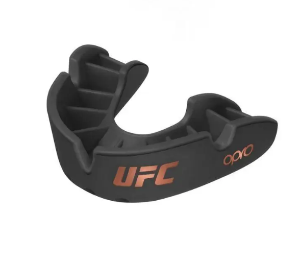 Капа OPRO Bronze UFC доросла вік11+ антибактеріальна чорний - Фото 1 Капа OPRO Bronze UFC доросла вік11+ антибактеріальна чорний - зображення 1