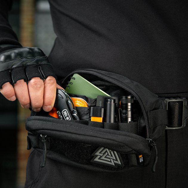 Сумка через плечо поясная армейская M-Tac Companion Bag Small Ranger Black Черный (9143) - изображение 4