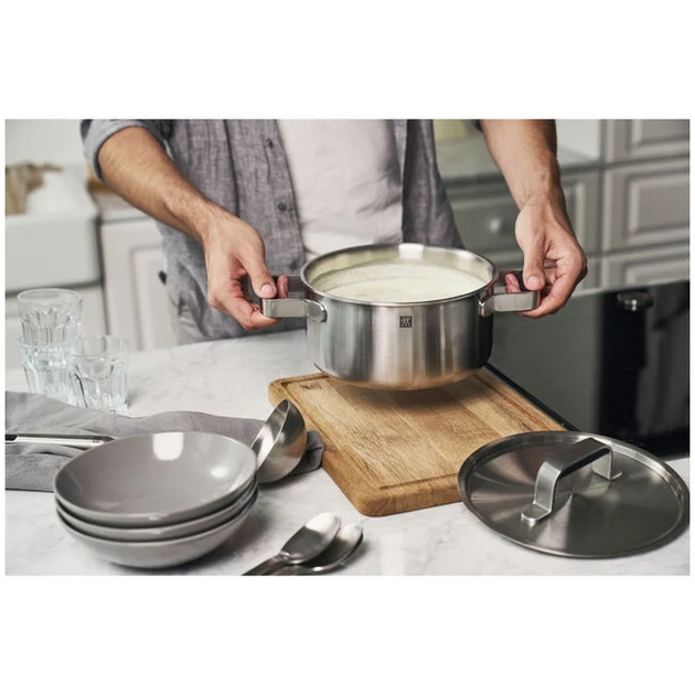 Набор кастрюль Zwilling Pure из 5 предметов серебристый нержавеющая сталь для индукции - Фото 3 Набор кастрюль Zwilling Pure из 5 предметов серебристый нержавеющая сталь для индукции - изображение 3
