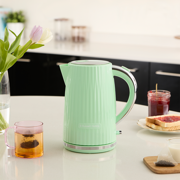 Електрочайник Russell Hobbs Eden 27364-70 Фісташковий - зображення 7