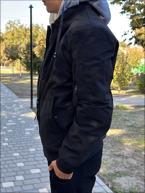 Чорна чоловіча куртка з капюшоном RED Bomber Street Tag Black 54 Чорний - изображение 8