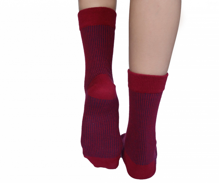 Високі шкарпетки у смужку безшовні якісні 100% ORGANIC cotton JILL ANTONY малинові 38-40 - зображення 2