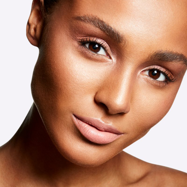 Rozświetlacz do twarzy M.A.C Extra Dimension Skinfinish prasowany Superb 9 g (773602323012) - obraz 5