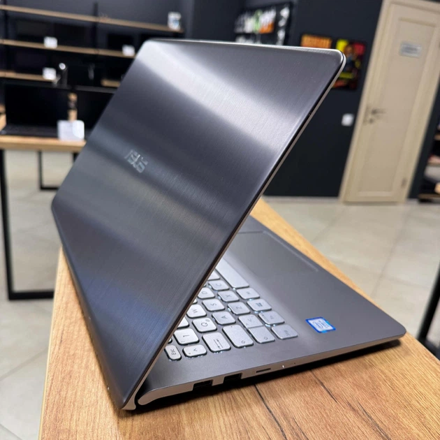 Ноутбук Asus VivoBook S15 (X530UA)/ 15.6