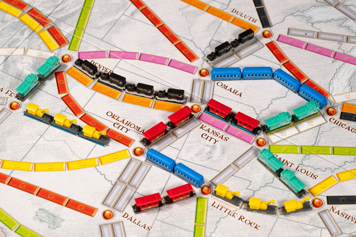 Додаток до настільної гри Days of Wonder Ticket to Ride: 20. Річниця Ексклюзивний набір поїздів Display 10 (3558380120636) - зображення 14