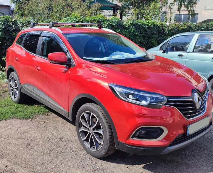 Ветровики с хромированным молдингом (4 шт., Sunplex Chrome) для Renault Kadjar 2015-2022 гг - изображение 7