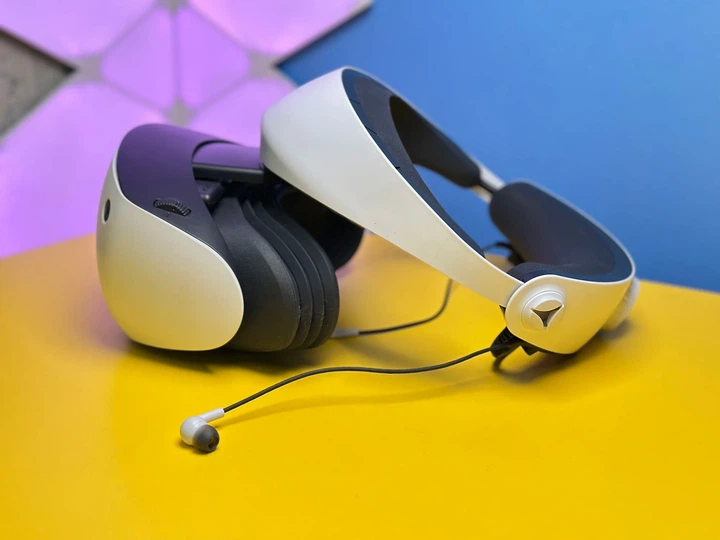 Очки виртуальной реальности Sony Playstation VR2 (1446) Б/У [115443] - изображение 3