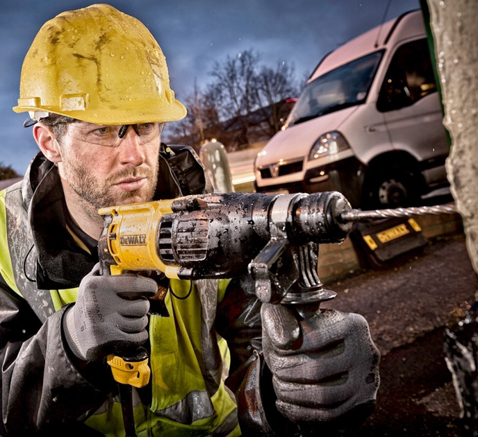 Wiertarka udarowa DeWalt D25133K - obraz 3