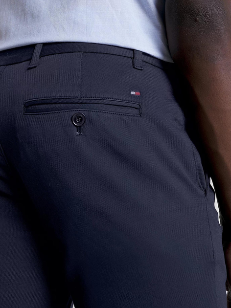 Spodnie slim fit męskie Tommy Hilfiger MW0MW32132 34 Niebieskie (8720644103135) - obraz 4