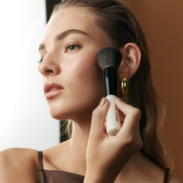 Пудра для обличчя Bobbi Brown - Light 9 г (716170319919) - зображення 6