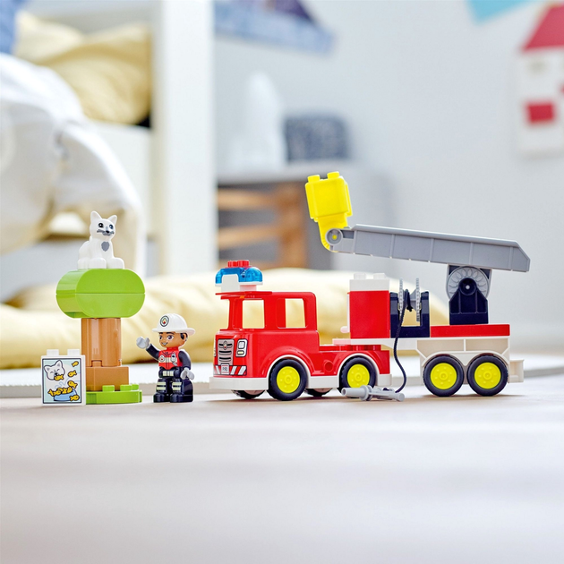 Конструктор LEGO Duplo Пожежна машина 21 деталь 4 шт (10969) - зображення 6