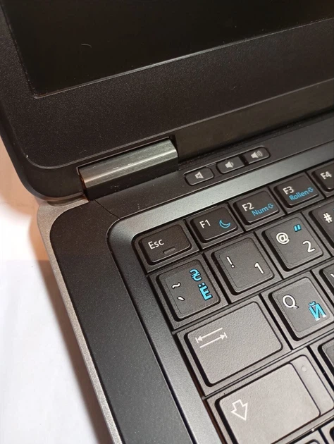 Ультрабук Б-класс Dell Latitude E7440 / 14" (1920x1080) TN / Intel Core i5-4300U (2 (4) ядра по 1.9 - 2.9 GHz) / 8 GB DDR3 / 256 GB SSD / Intel HD Graphics 4400 / WebCam б/у - Фото 10 Ультрабук Б-класс Dell Latitude E7440 / 14" (1920x1080) TN / Intel Core i5-4300U (2 (4) ядра по 1.9 - 2.9 GHz) / 8 GB DDR3 / 256 GB SSD / Intel HD Graphics 4400 / WebCam б/у - изображение 10