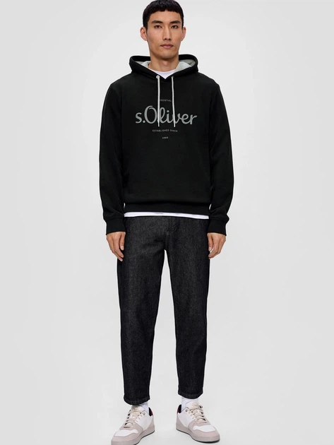Bluza męska z kapturem s.Oliver 10.3.11.14.140.2132732-99D1 2XL Czarna (4099973339022) - obraz 3