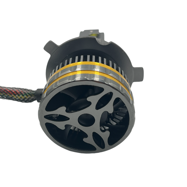 Автомобільні світлодіодні LED лампи у фару головного світла OSRAM H4 9-32V 6000K 1200W 120000L - Фото 6 Автомобільні світлодіодні LED лампи у фару головного світла OSRAM H4 9-32V 6000K 1200W 120000L - зображення 6