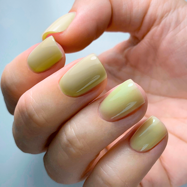 Моделюючий гель для нігтів PNB UV/LED Strong Iron Gel Light Yellow 003 17 мл - зображення 3