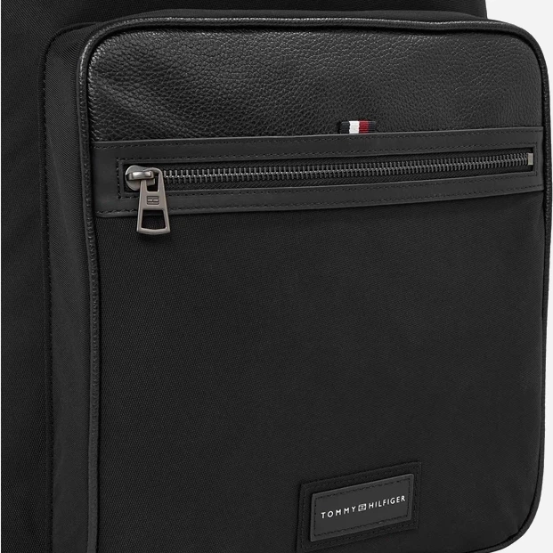 Plecak męski Tommy Hilfiger THIAM0AM12738BDS Czarny (8720637870150) - Zdjęcie 5 Plecak męski Tommy Hilfiger THIAM0AM12738BDS Czarny (8720637870150) - obraz 5