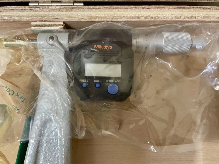 Мікрометр цифровий Mitutoyo 340-526 гладкий 900-1000 мм 0,001 мм Японія - зображення 6