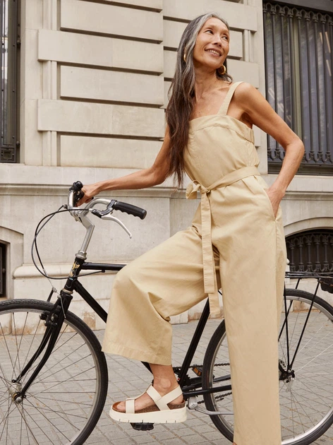 Комбинезон женский Uniqlo 248899555 S Бежевый (1159816619) - Фото 4 Комбинезон женский Uniqlo 248899555 S Бежевый (1159816619) - изображение 4