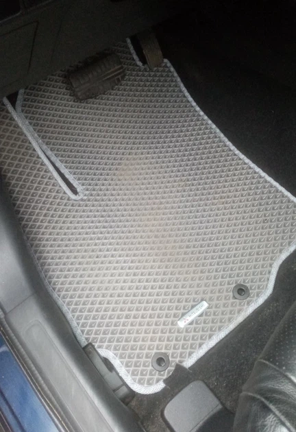 Коврики EVA (серые) для Mitsubishi Outlander 2012-2021 гг - изображение 2