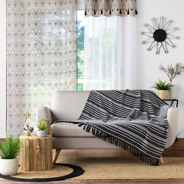 Koc Douceur d'interieur Tissia bawełniany z frędzlami 125 x 150 cm Czarny (3574386100038) - obraz 3