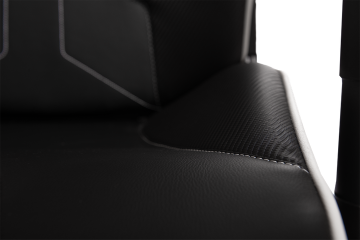 Геймерське крісло GT Racer X-8007 Black/White - Фото 3 Геймерське крісло GT Racer X-8007 Black/White - зображення 3