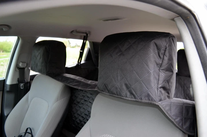 Автогамак для перевезення собаки в автомобілі Hyundai Santa FE універсальний GORGOSHI 190x140см Тканина Оксфорд 600PU захист дверей автомобіля чорний - зображення 6