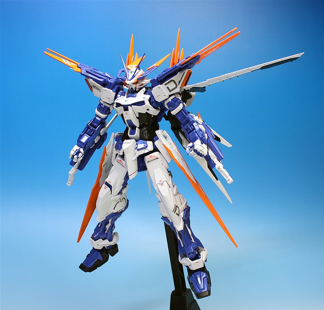 Model do składania Bandai Master Grade Gundam Astray Blue Frame D Bl 1:100 (4573102630476) - obraz 4