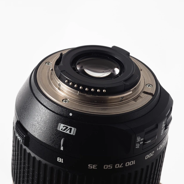 Об'єктив Tamron 18-270mm F/3.5-6.3 VC Di II B003 для Nikon (008342