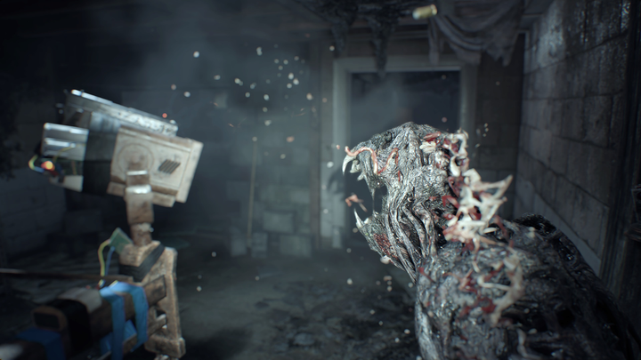 Gra PS5 Resident Evil 7: Biohazard Gold Edition (płyta Blu-ray) (5055060906064) - obraz 11