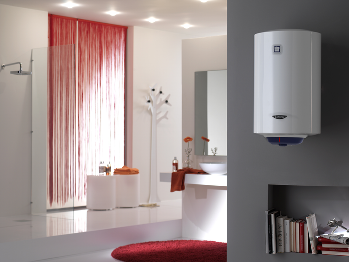 Бойлер Ariston BLU1 R 80 V 1,8K PL EU - зображення 7