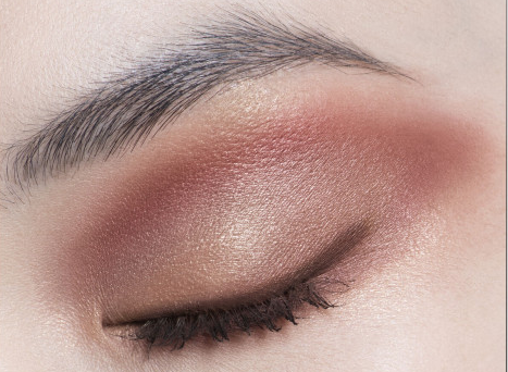 Тени для век Dior 5 Couleurs Couture Eyeshadow Palette 673 Red Tartan 7g - Фото 3 Тени для век Dior 5 Couleurs Couture Eyeshadow Palette 673 Red Tartan 7g - изображение 3