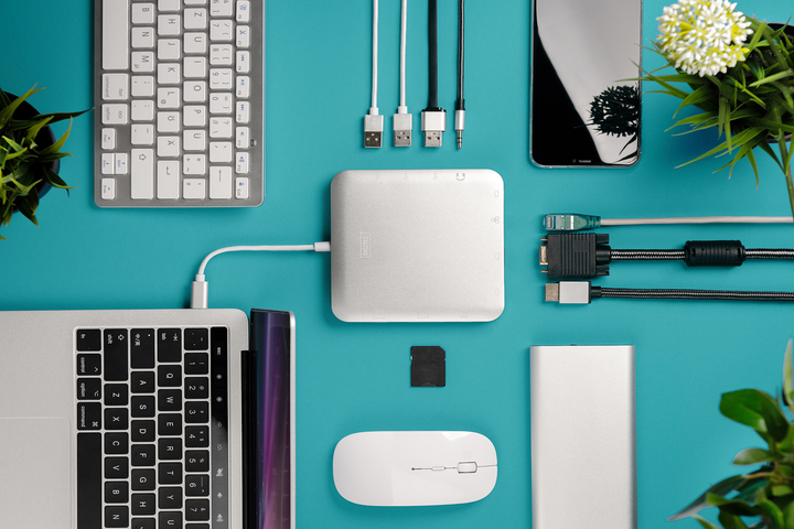 Stacja dokująca Digitus Universal Travel Docking Station USB Type-C Silver (DA-70863) - obraz 8