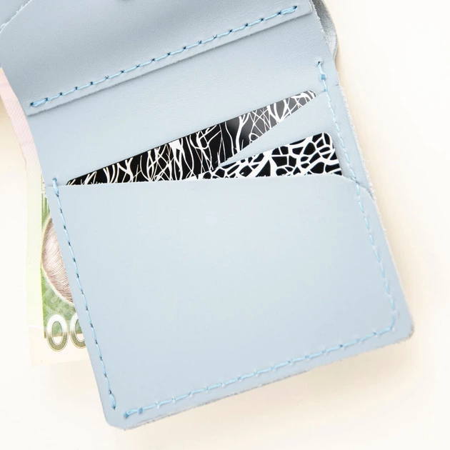 Именной мини кошелек с гравировкой на заказ, Baby blue, Malina Leather - Фото 3 Именной мини кошелек с гравировкой на заказ, Baby blue, Malina Leather - изображение 3