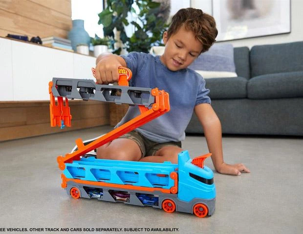 Вантажівка-транспортер "Суперперегони" Hot Wheels GVG37 - зображення 8