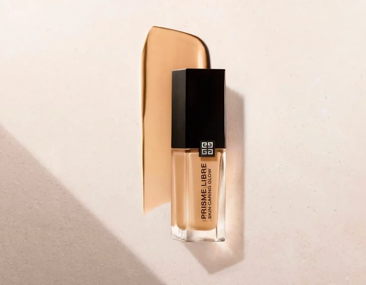 Тональная основа для лица Givenchy Prisme Libre Skin-Caring Glow Foundation 3-W245 - изображение 6