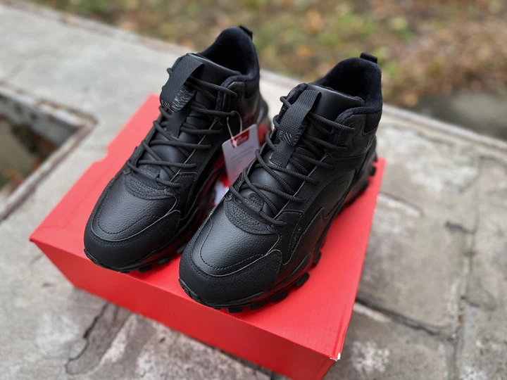 Мужские зимние кроссовки на меху Xtep Retro Shoes 977419370049