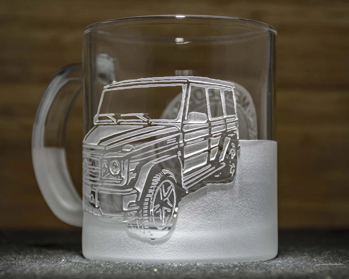 Чашка для чаю та кави з гравіюванням автомобіля та логотипу Mercedes G-Class Мерседес - зображення 3