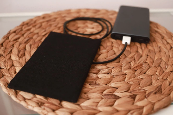 Грілка кишенькова від Power Bank ТРІО 05001 5В, 10х15 см, чорна - изображение 3