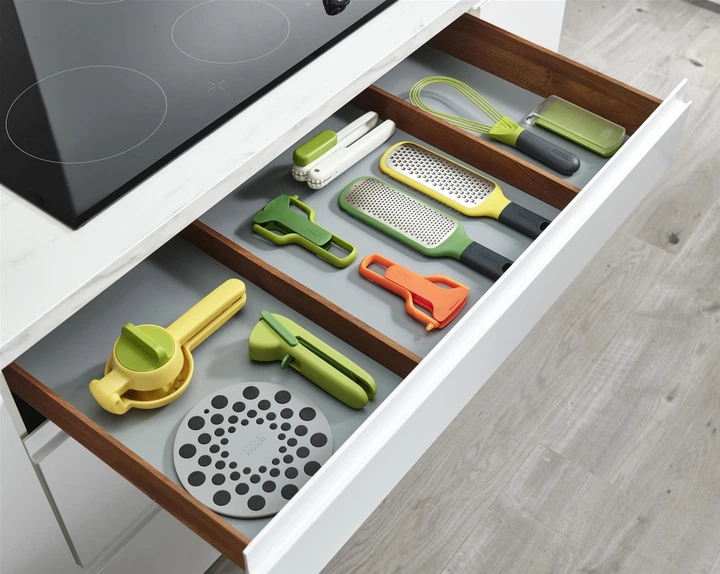 Овочечистка Joseph Joseph SafeStore з захистом леза 14 cм Помаранчева (5028420003703) - зображення 8